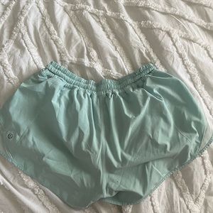 Lululemon shorts⚠️⚠️⚠️